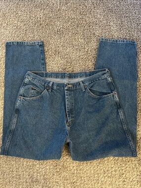 Wrangler Men's Straight-Leg Denim Jeans in Blue
